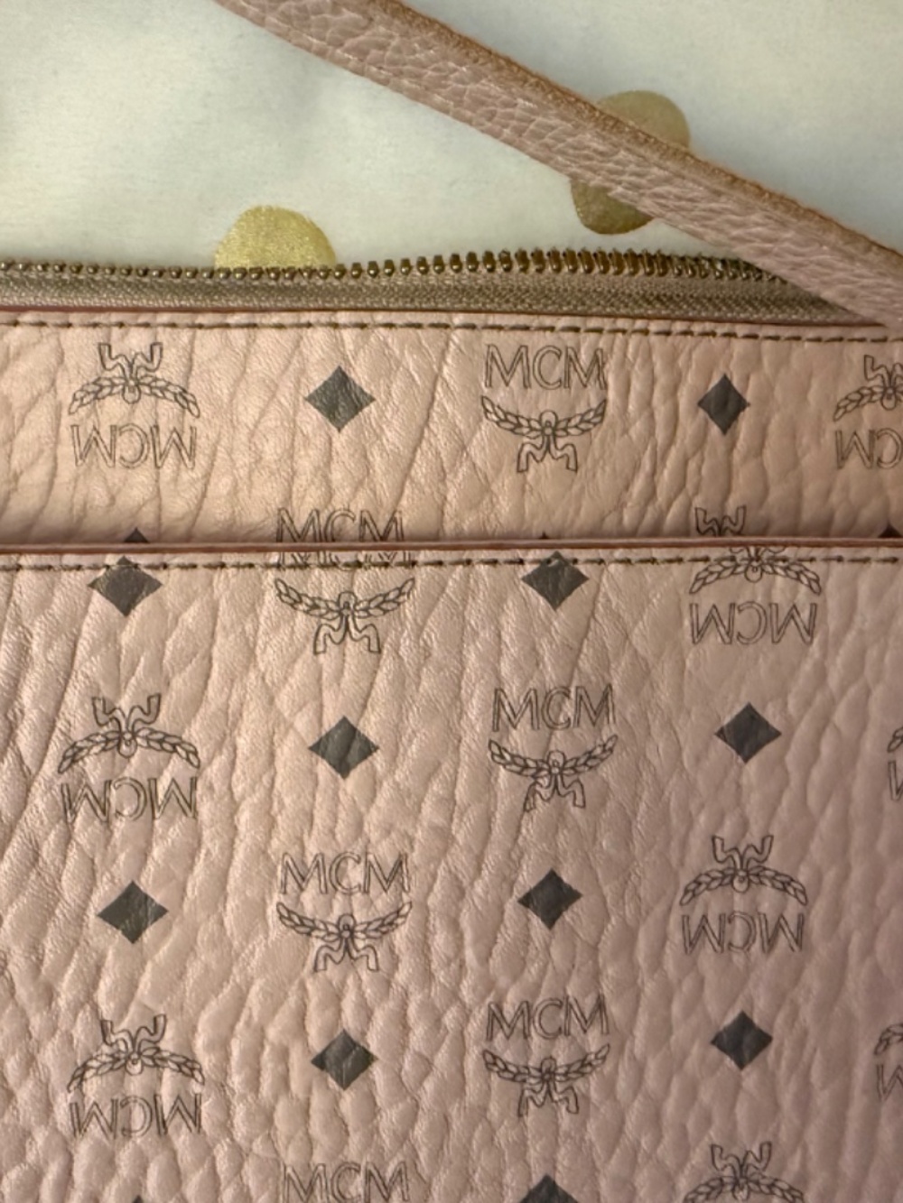 MCM Visetos pebble leather pink crossbody bag - Picture 7 of 7